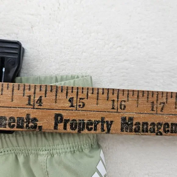 ADIDAS WOMEN'S MEDIUM PACER WOVEN DEBOSS TRAINING/RUNNING SHORTS LIME HK7544 NWT - Picture 3 of 6